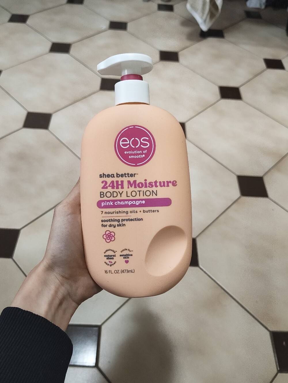 EOS Body Lotion Pink Champagne